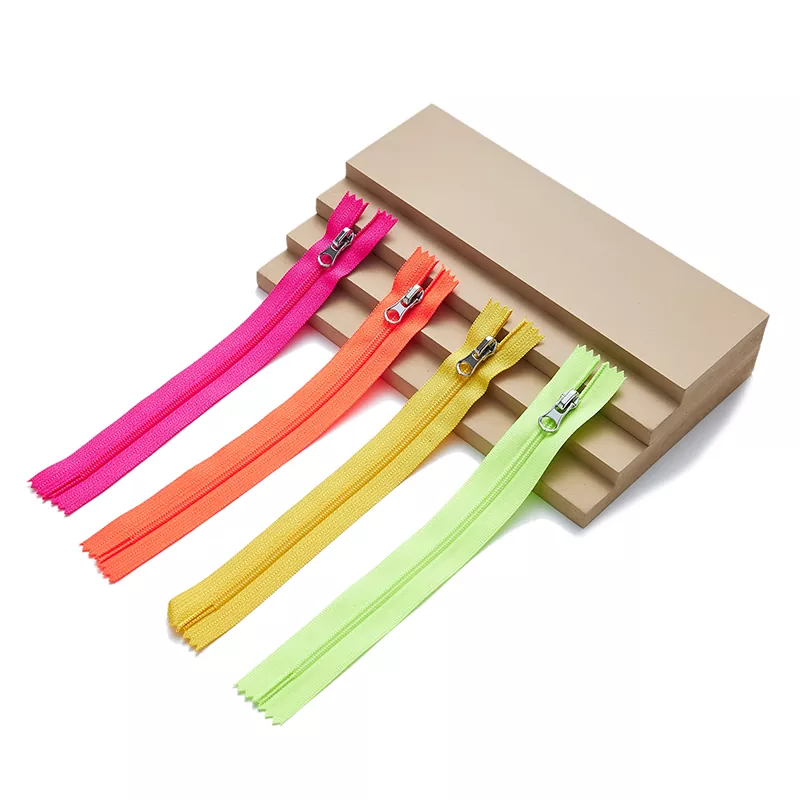 경량 나일론 지퍼