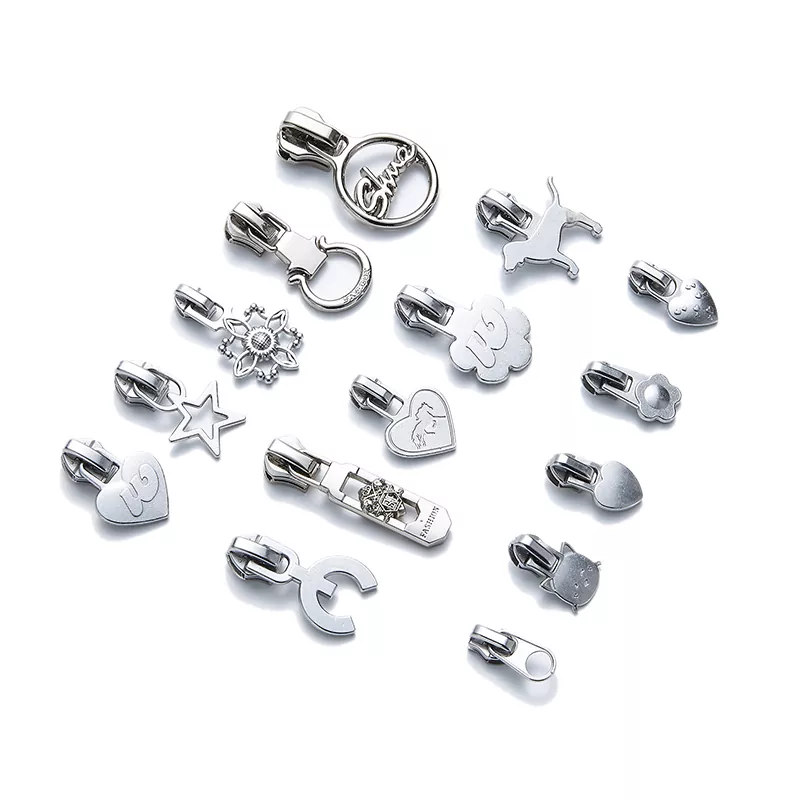 세련된 금속 풀러